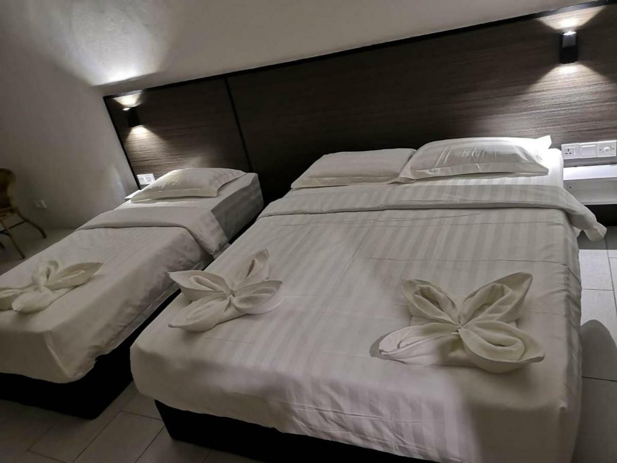 Luna Guesthouse 露娜旅馆 Semporna Exterior foto
